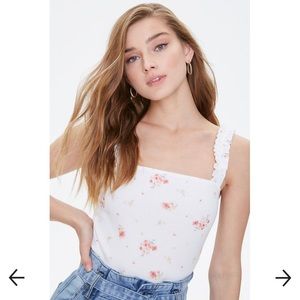 Forever 21 NWOT dainty ditzy floral ruffle strap white tank top square neck S